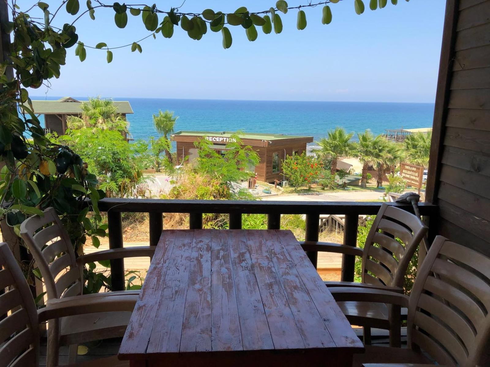 Zambak Holiday Village & Restaurant Superb Seafront Location ! Agios Georgios  Ngoại thất bức ảnh