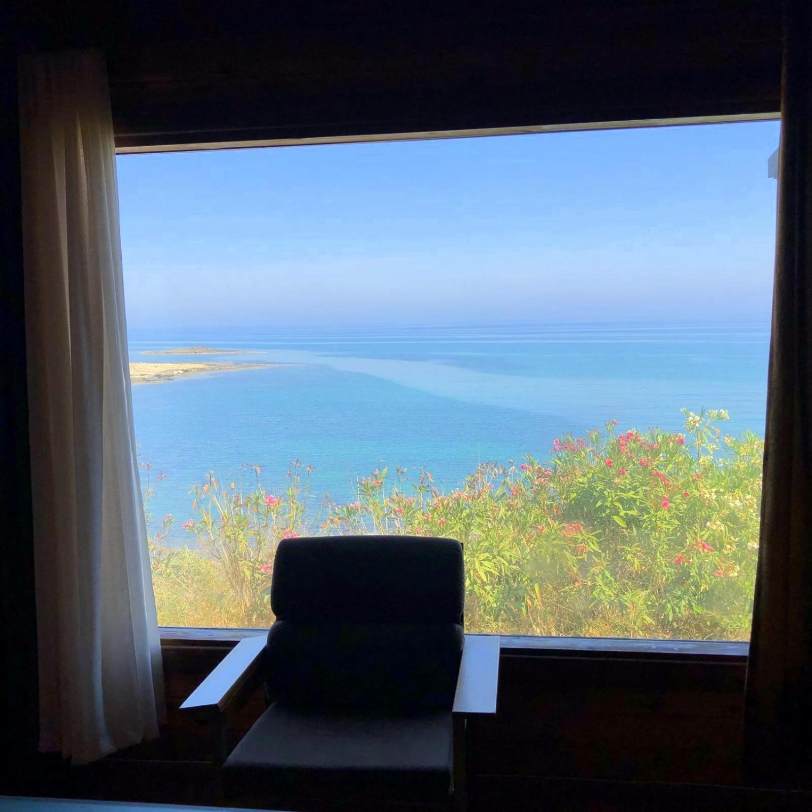 Zambak Holiday Village & Restaurant Superb Seafront Location ! Agios Georgios  Ngoại thất bức ảnh