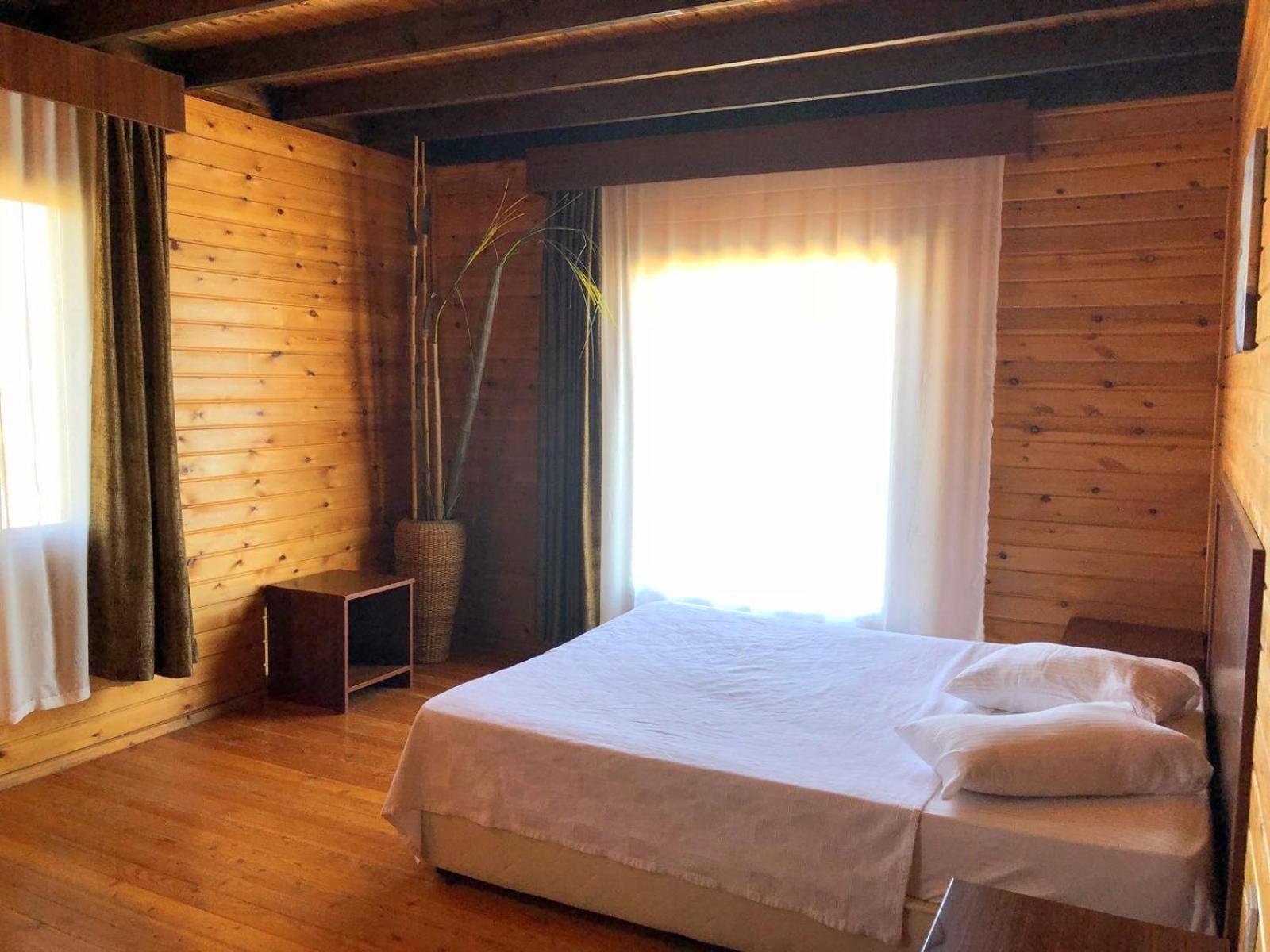 Zambak Holiday Village & Restaurant Superb Seafront Location ! Agios Georgios  Ngoại thất bức ảnh