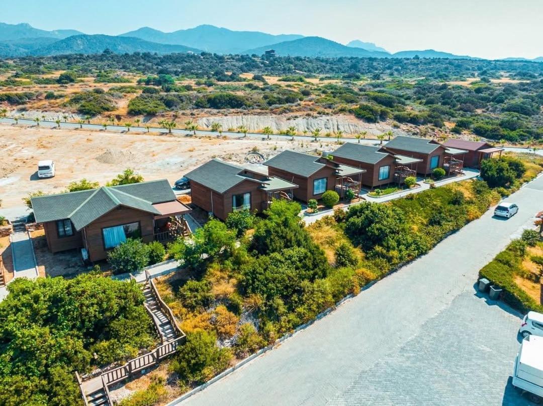 Zambak Holiday Village & Restaurant Superb Seafront Location ! Agios Georgios  Ngoại thất bức ảnh