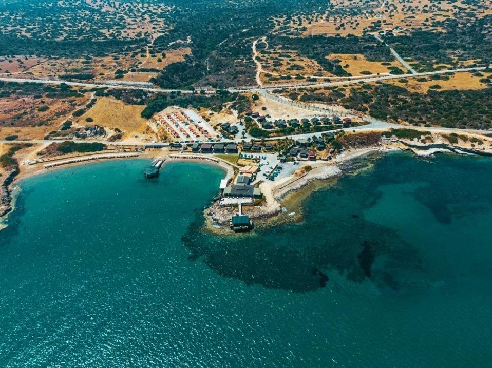 Zambak Holiday Village & Restaurant Superb Seafront Location ! Agios Georgios  Ngoại thất bức ảnh