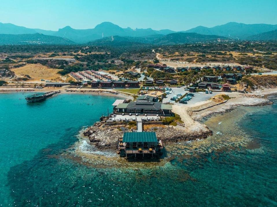 Zambak Holiday Village & Restaurant Superb Seafront Location ! Agios Georgios  Ngoại thất bức ảnh