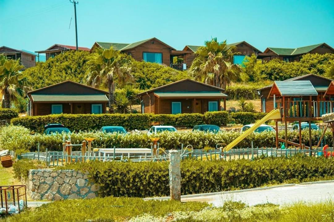 Zambak Holiday Village & Restaurant Superb Seafront Location ! Agios Georgios  Ngoại thất bức ảnh