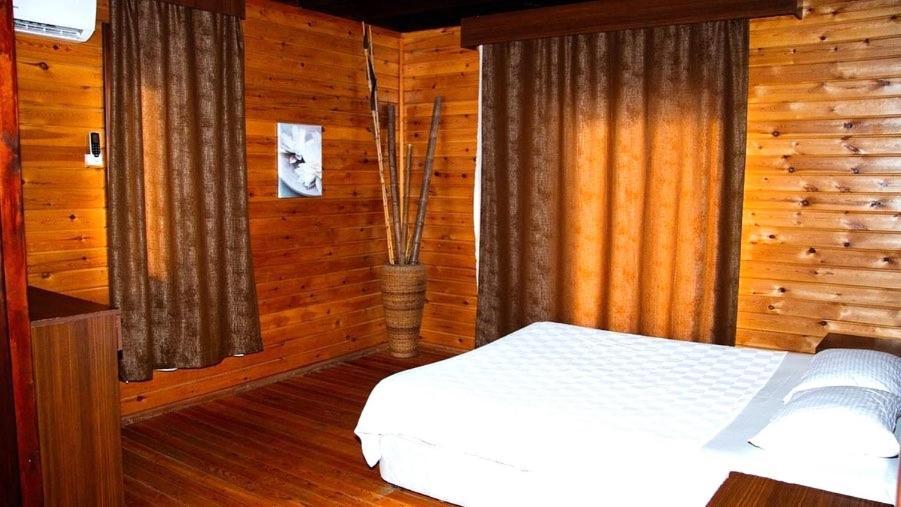 Zambak Holiday Village & Restaurant Superb Seafront Location ! Agios Georgios  Ngoại thất bức ảnh